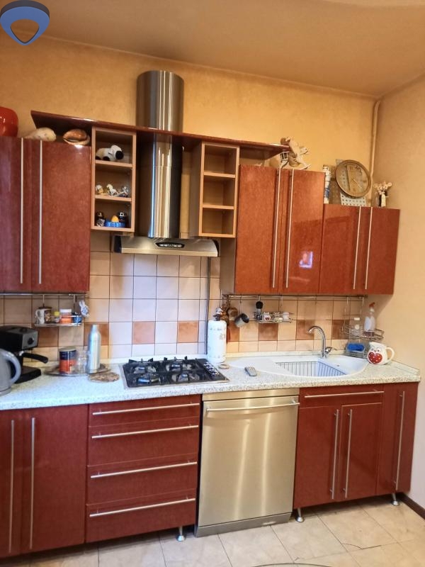 продажа трехкомнатной квартиры номер A-174280 в Приморском районе, фото номер 7